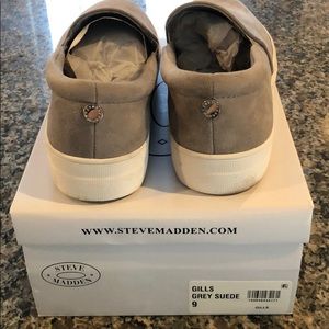 Steve Madden suede flats GILLS